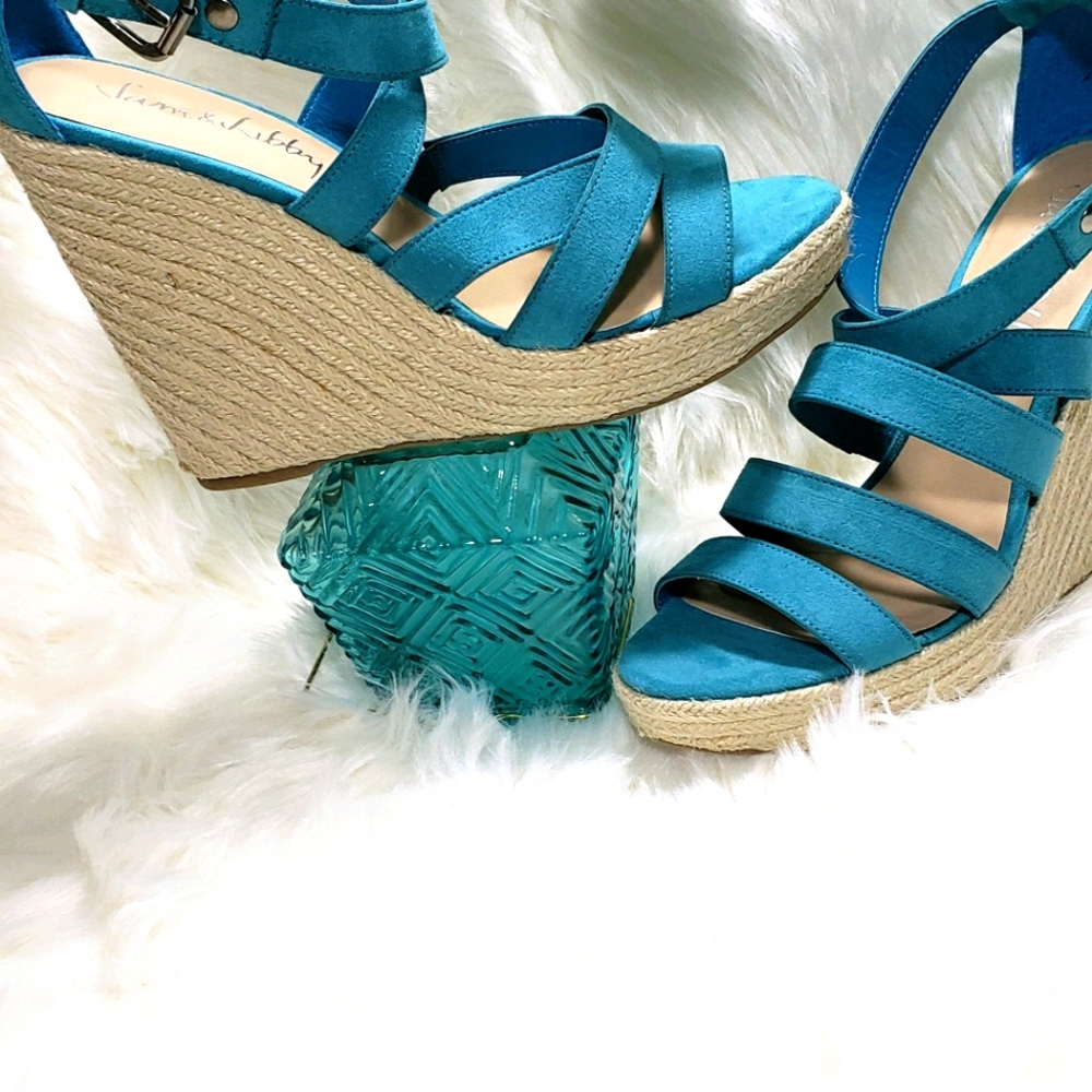 Heeled Wedge Sandal